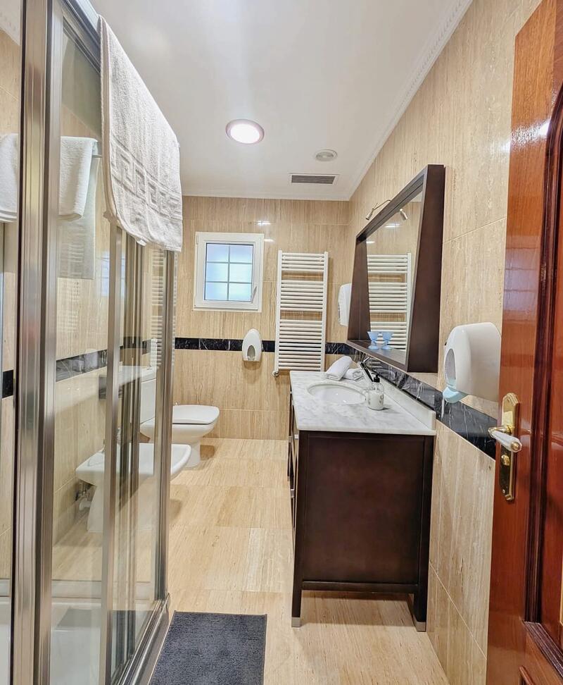 8 chambre Auberge à vendre