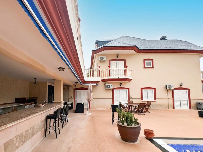 8 chambre Auberge à vendre