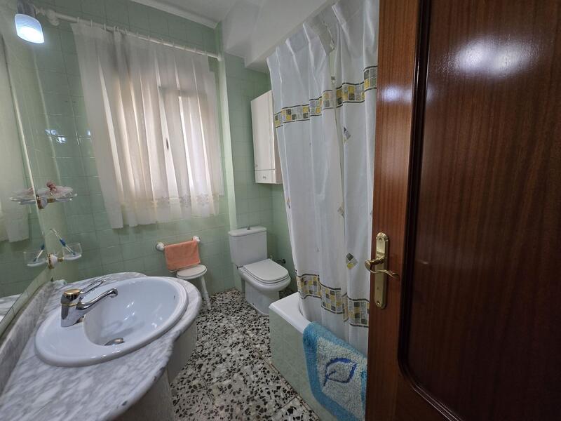 4 bedroom Apartment for sale