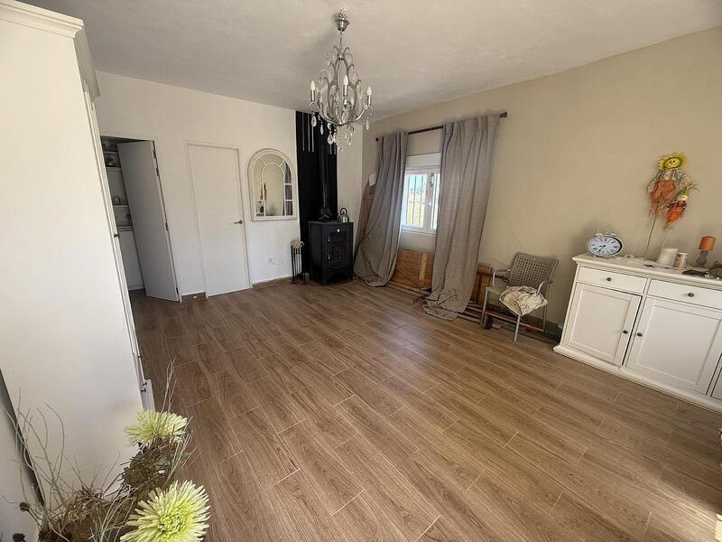 1 bedroom Country House for sale