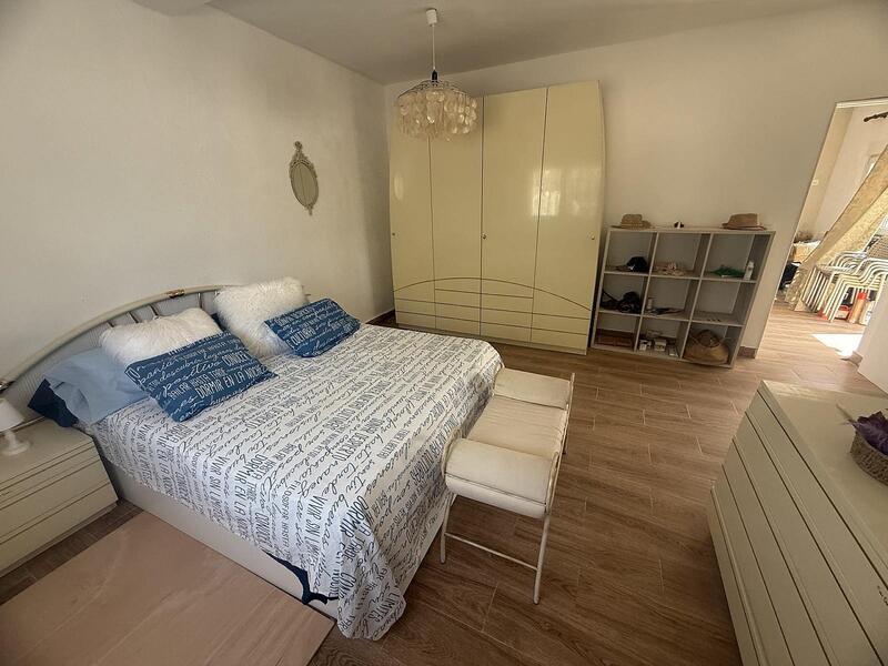 1 bedroom Country House for sale
