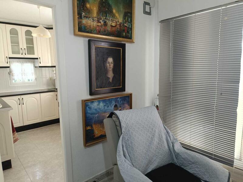 2 bedroom Townhouse for sale
