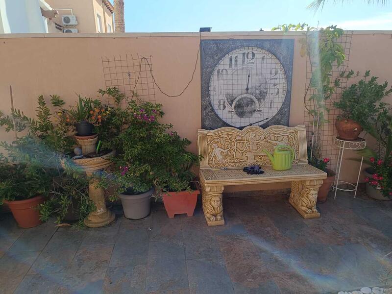 2 bedroom Duplex for sale