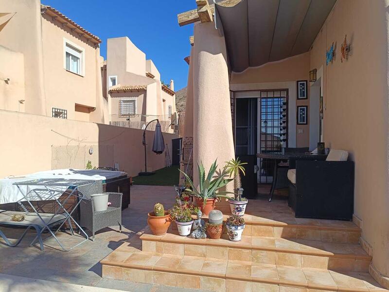 2 bedroom Duplex for sale
