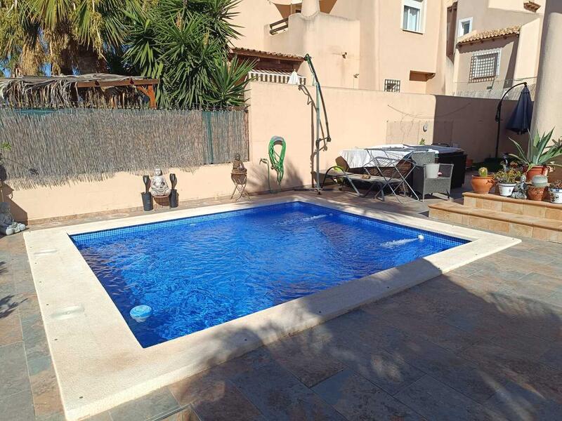 2 bedroom Duplex for sale