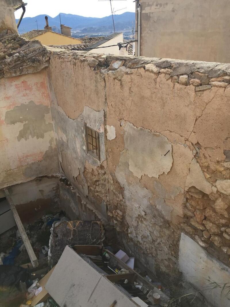 3 bedroom Land for sale