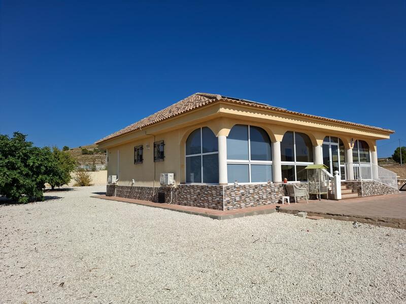 4 slaapkamer Villa Te koop