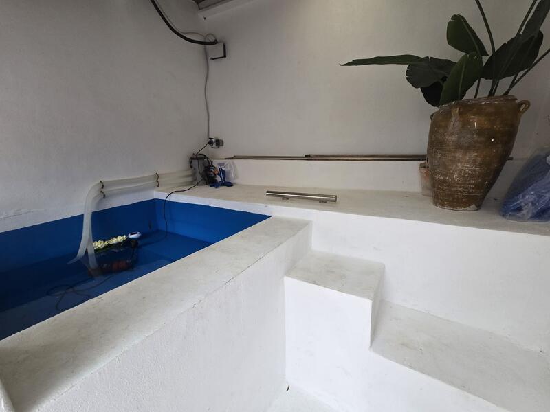 2 bedroom Townhouse for sale
