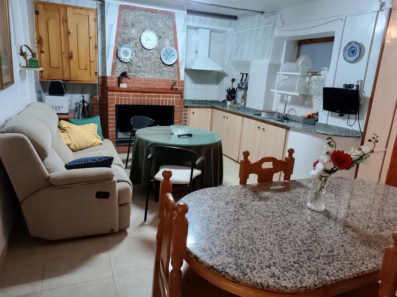6 bedroom Country House for sale