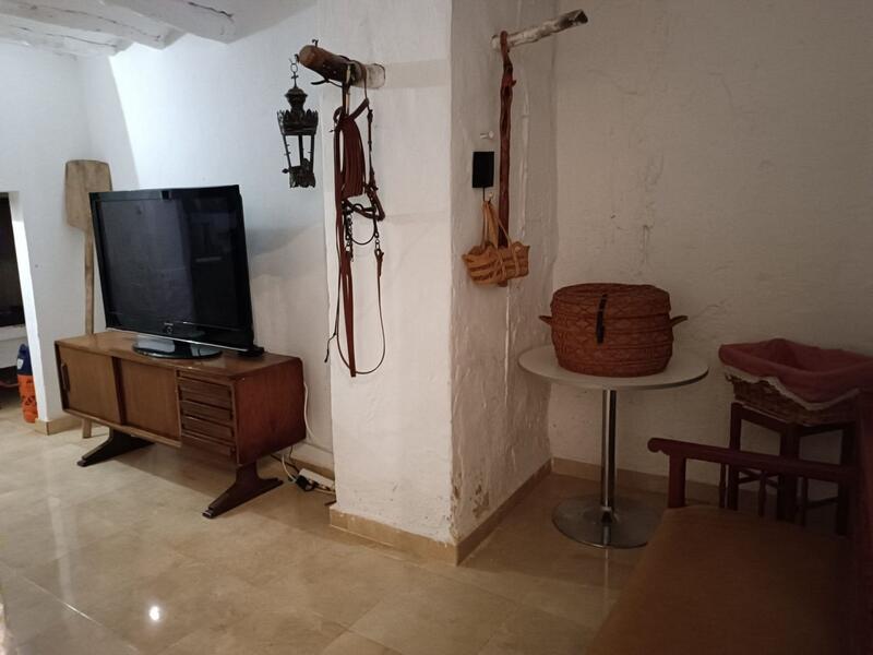 6 bedroom Country House for sale