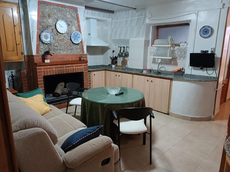 6 bedroom Country House for sale