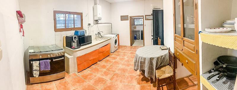 4 bedroom Country House for sale