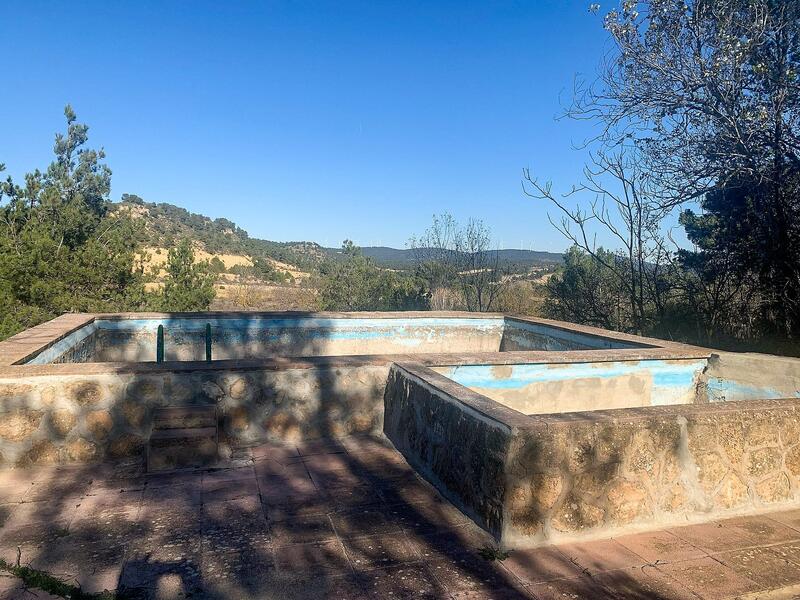 4 bedroom Country House for sale