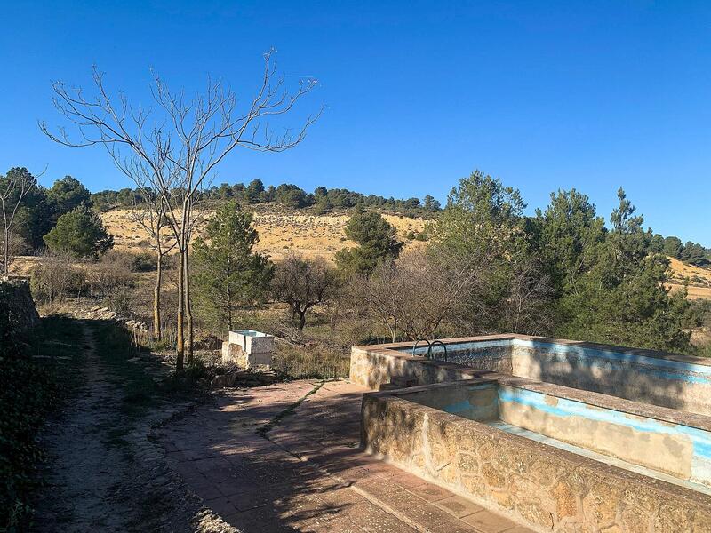 4 bedroom Country House for sale