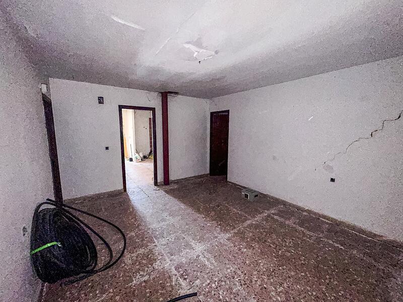 4 bedroom Country House for sale