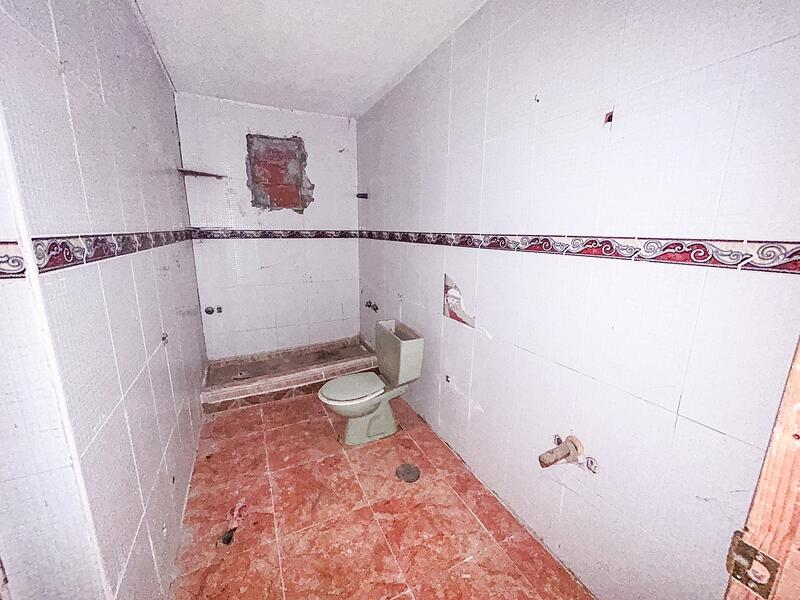4 bedroom Country House for sale