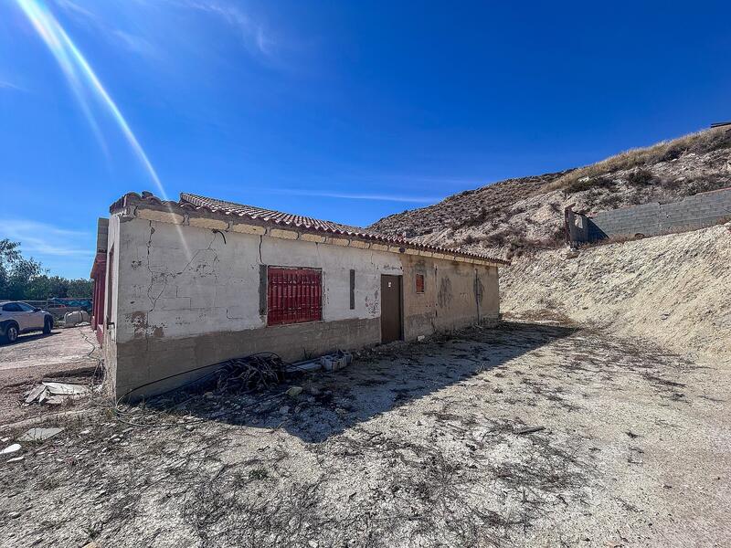 4 bedroom Country House for sale
