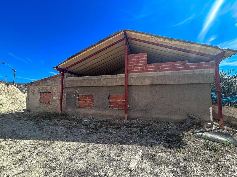 4 bedroom Country House for sale