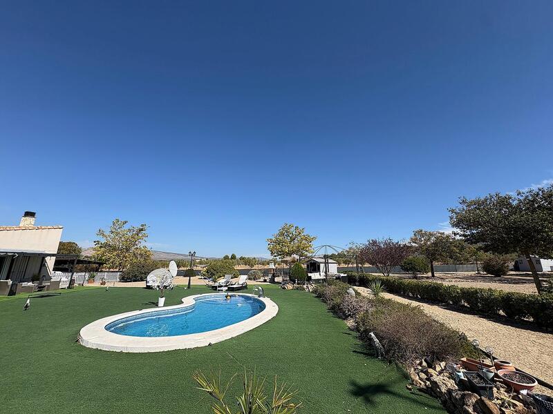 3 bedroom Villa for sale