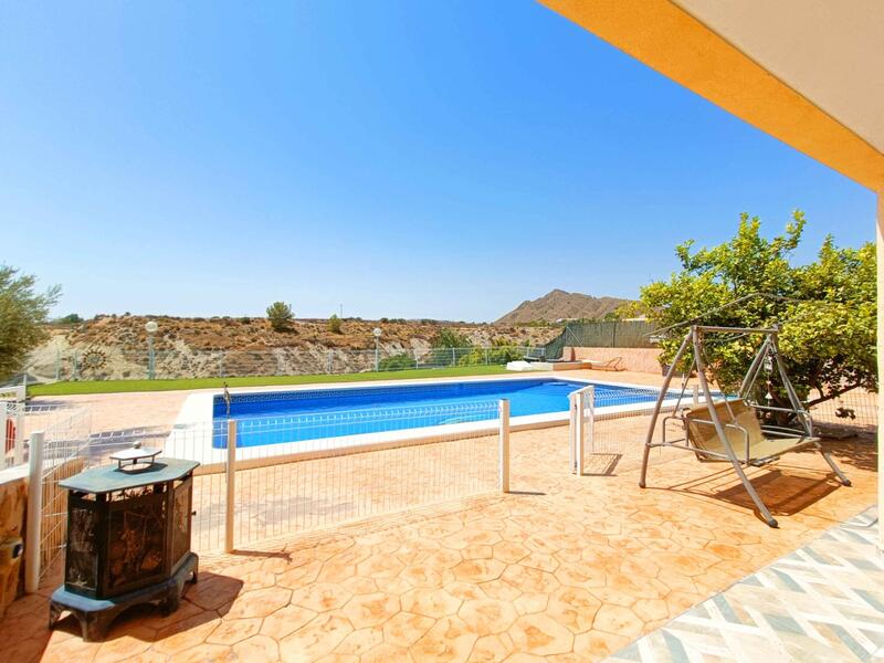5 bedroom Villa for sale