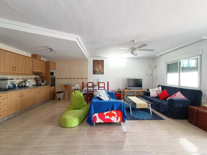 5 bedroom Villa for sale