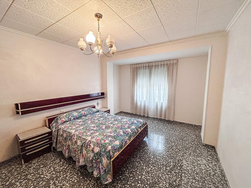 6 bedroom Country House for sale