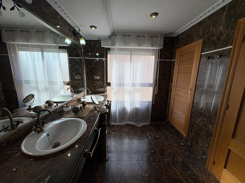 2 Schlafzimmer Appartement zu verkaufen