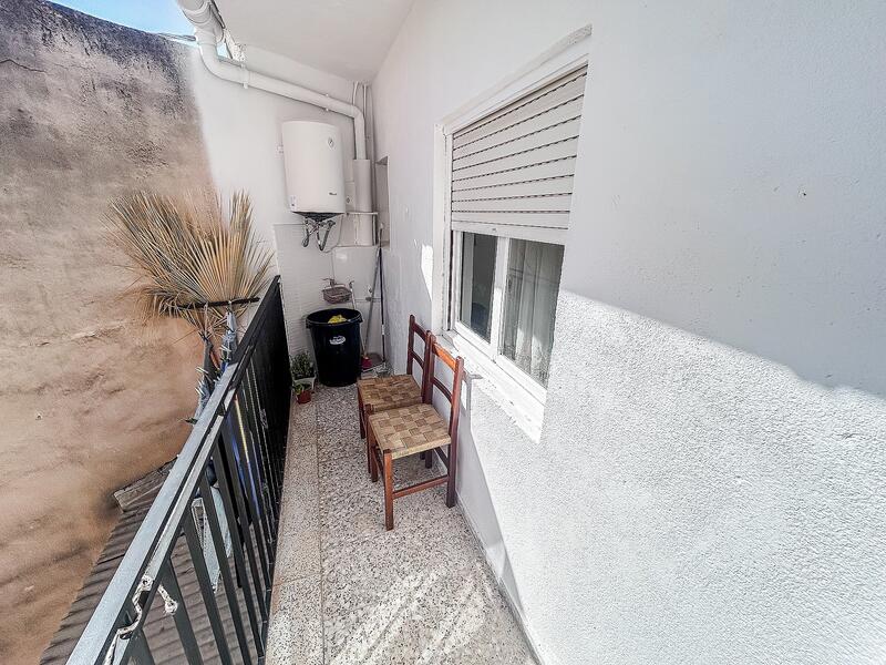 4 bedroom Apartment for sale