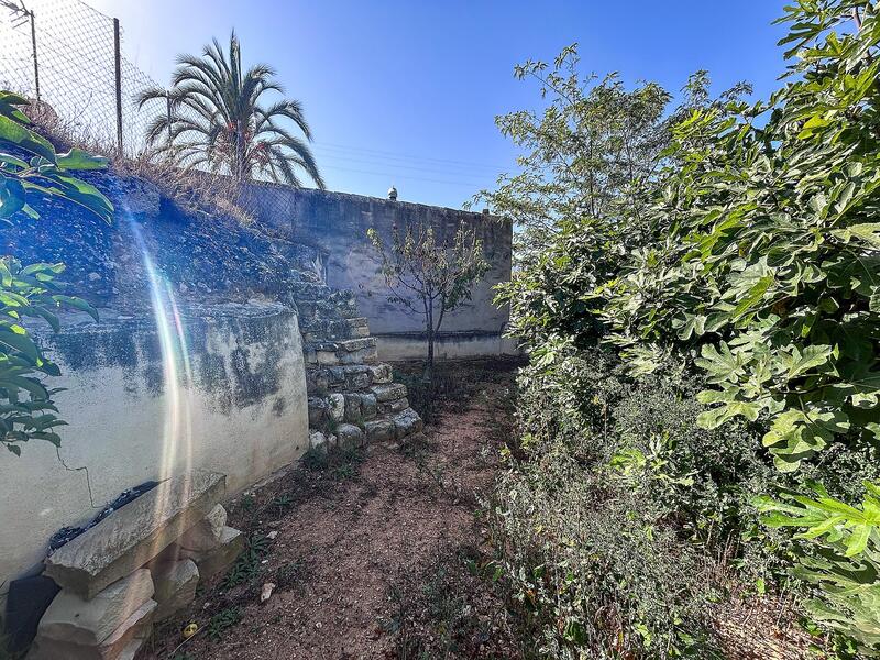 4 bedroom Cave House for sale