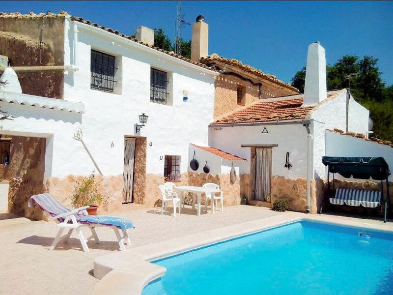 5 bedroom Duplex for sale