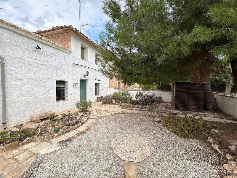 5 bedroom Duplex for sale