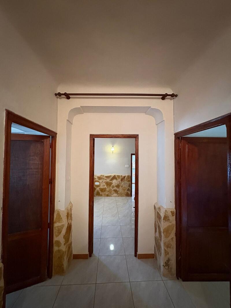 5 bedroom Duplex for sale