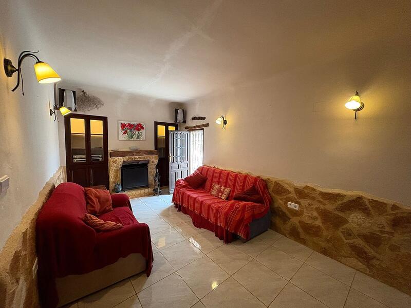 5 bedroom Duplex for sale
