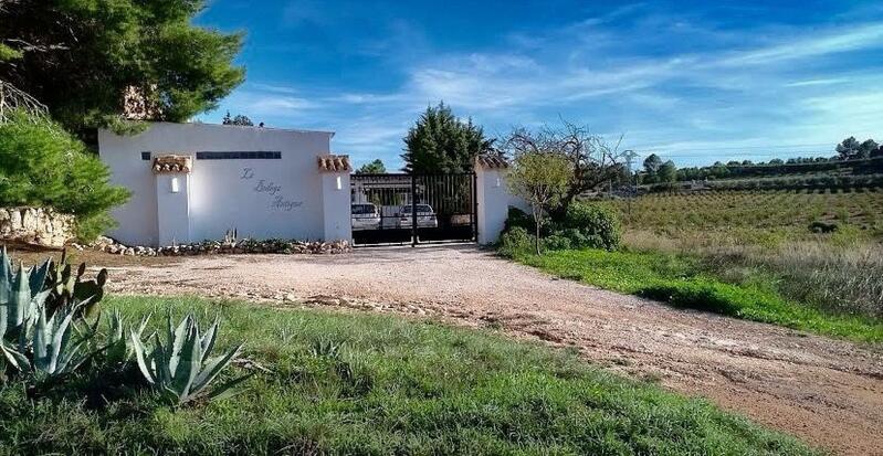 5 bedroom Duplex for sale
