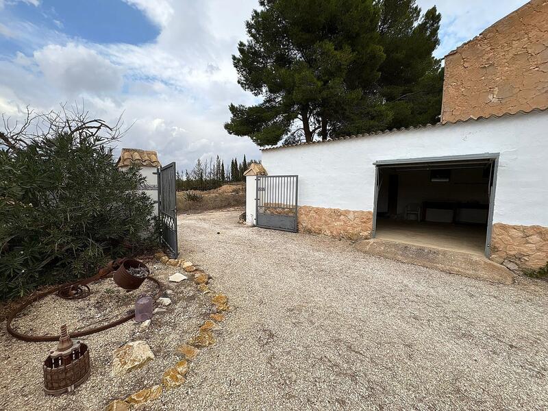 5 bedroom Duplex for sale
