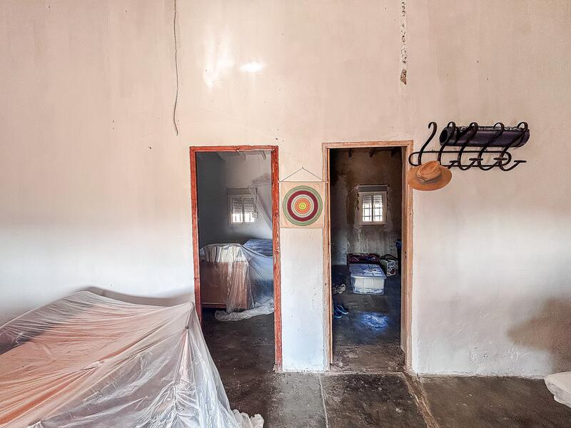 2 Cuarto Casa de Campo en venta