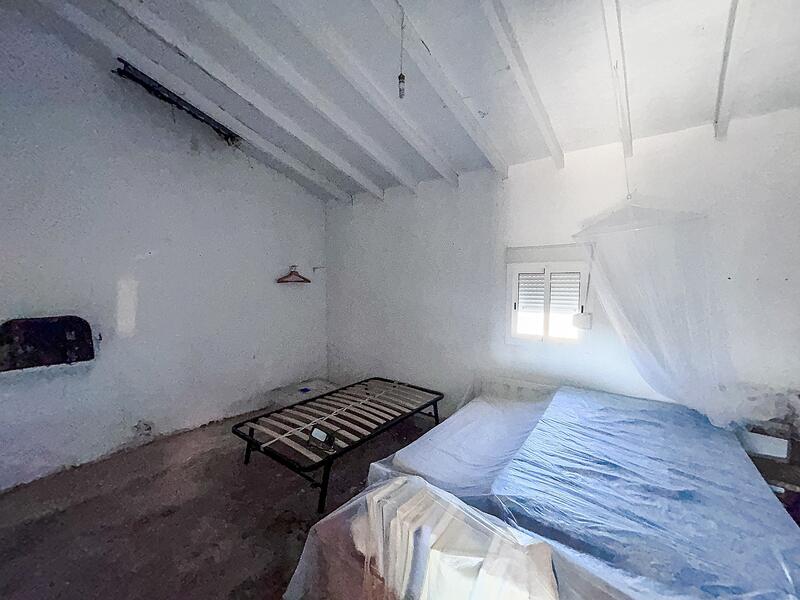 2 Cuarto Casa de Campo en venta