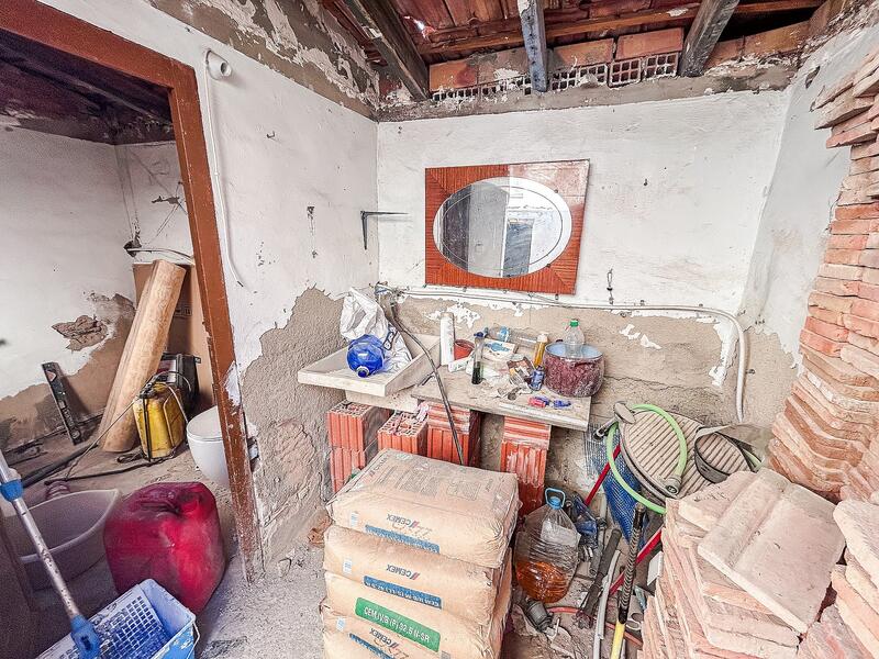 2 Cuarto Casa de Campo en venta