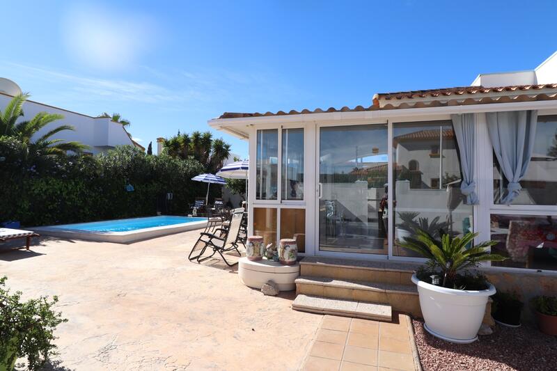 2 Cuarto Villa en venta 2 Cuarto Villa en venta