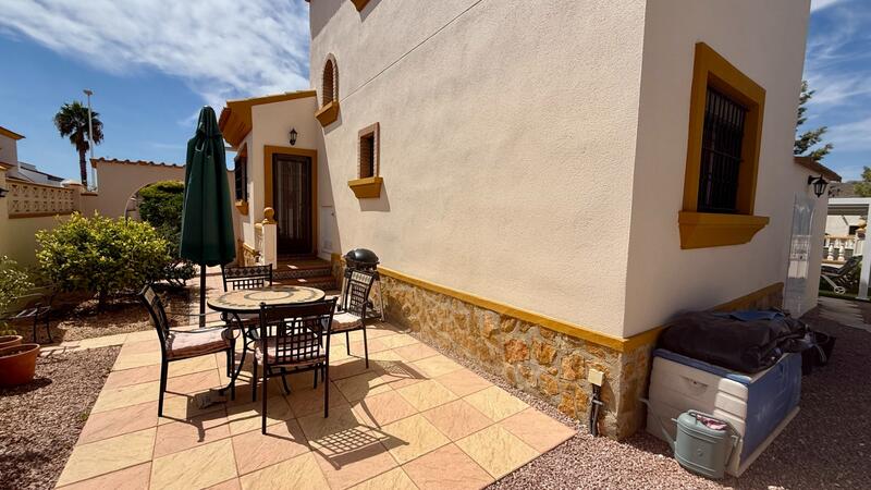 3 chambre Villa à vendre 3 chambre Villa à vendre