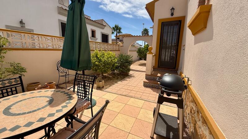 3 chambre Villa à vendre 3 chambre Villa à vendre