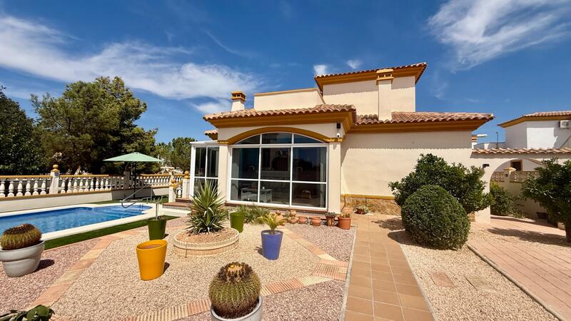 3 chambre Villa à vendre 3 chambre Villa à vendre