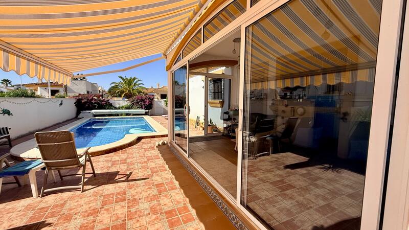 3 chambre Villa à vendre 3 chambre Villa à vendre