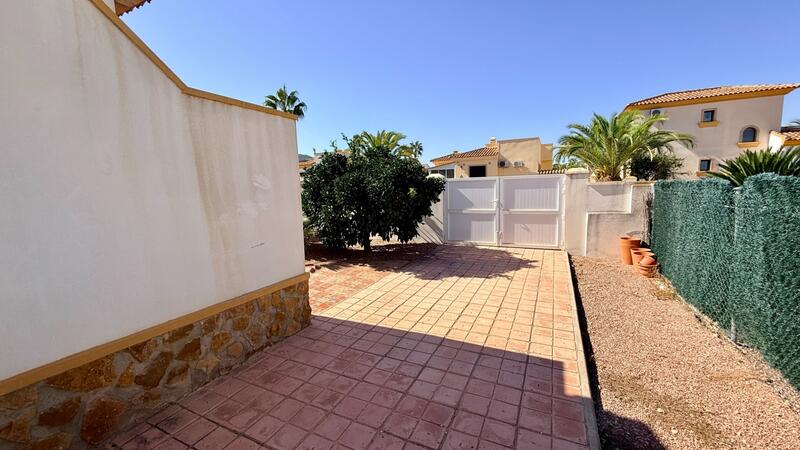 3 chambre Villa à vendre 3 chambre Villa à vendre