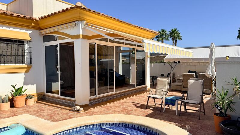 3 chambre Villa à vendre 3 chambre Villa à vendre