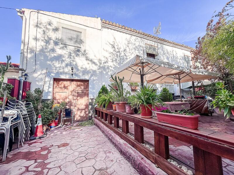 9 bedroom Townhouse for sale 9 bedroom Townhouse for sale