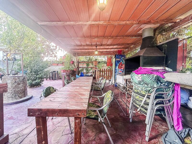 9 bedroom Townhouse for sale 9 bedroom Townhouse for sale