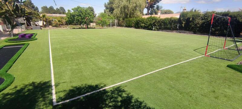 4 спальная комната вилла продается