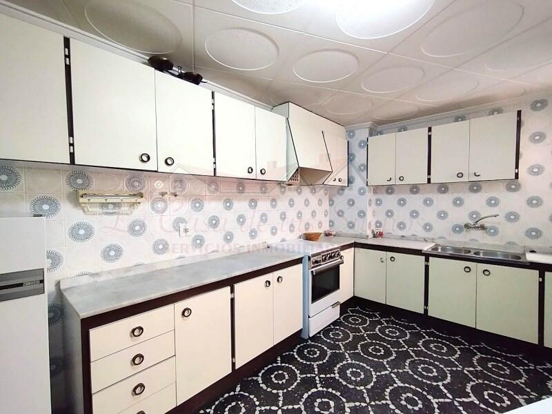 4 bedroom Apartment for sale