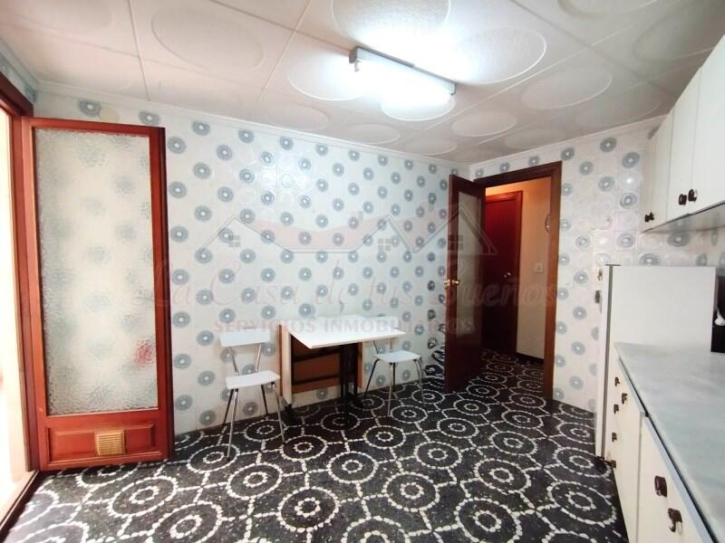 4 bedroom Apartment for sale